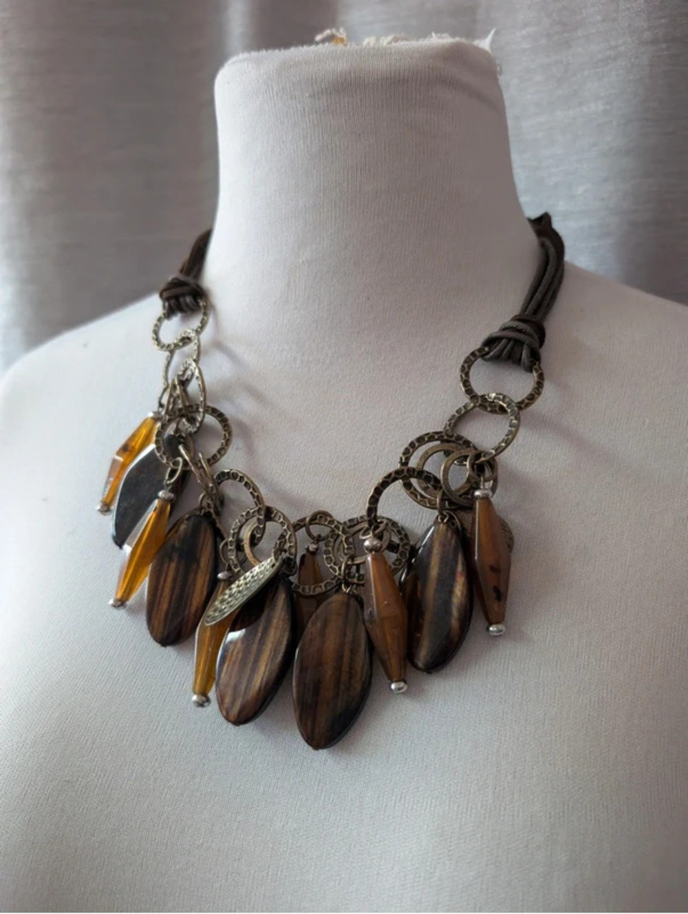 Vintage 90s Boho Tiger Eye Bib Necklace